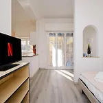 Tuscolana Blu Apartment - Grazioso Monolocale