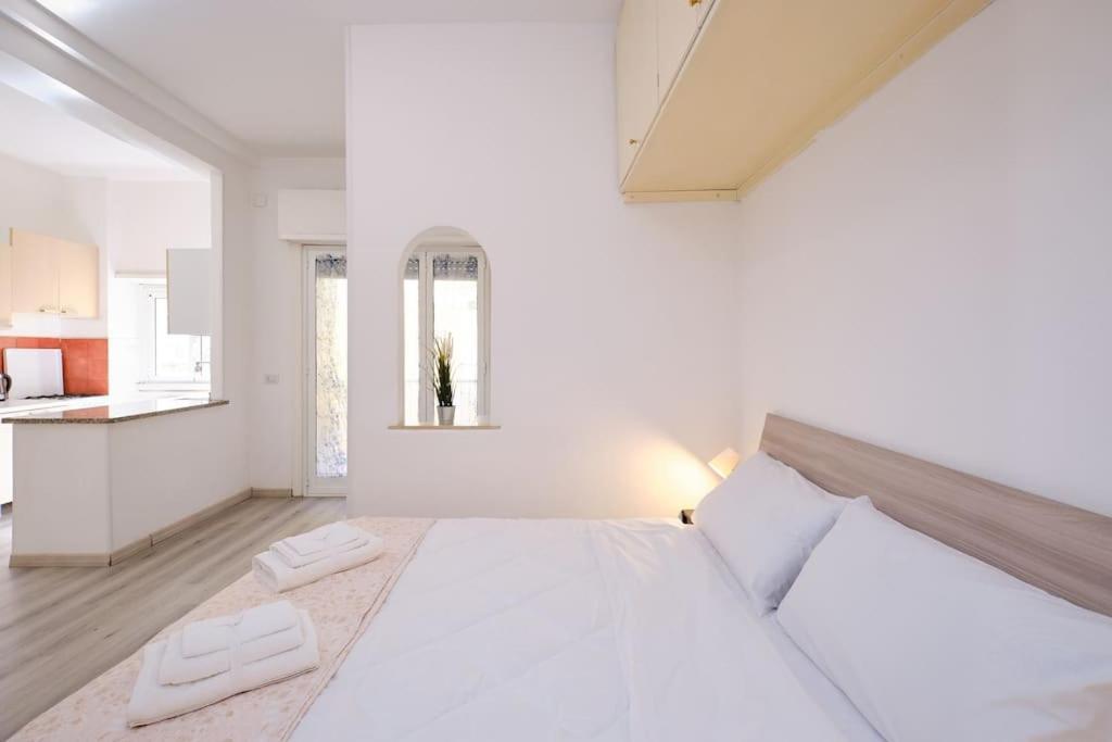 Tuscolana Blu - Grazioso Monolocale Apartment *