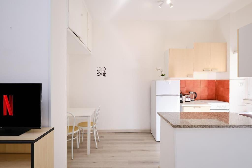 Tuscolana Blu - Grazioso Monolocale *